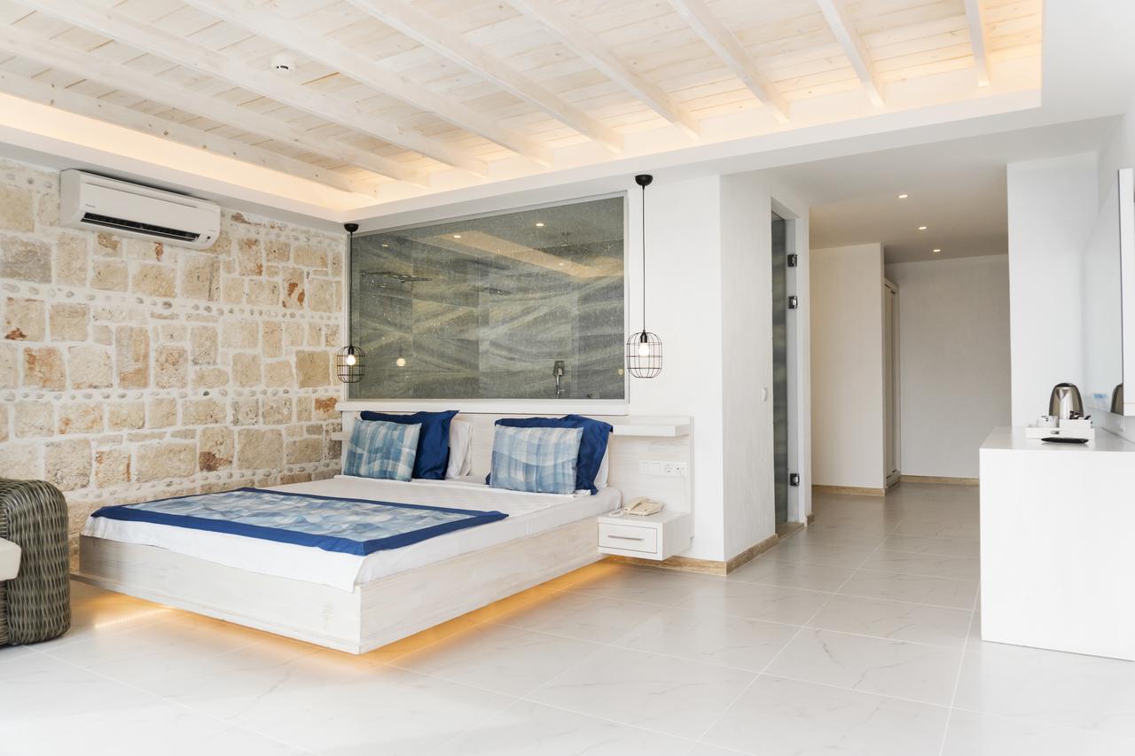 Nur Beach Hotel Каш Экстерьер фото
