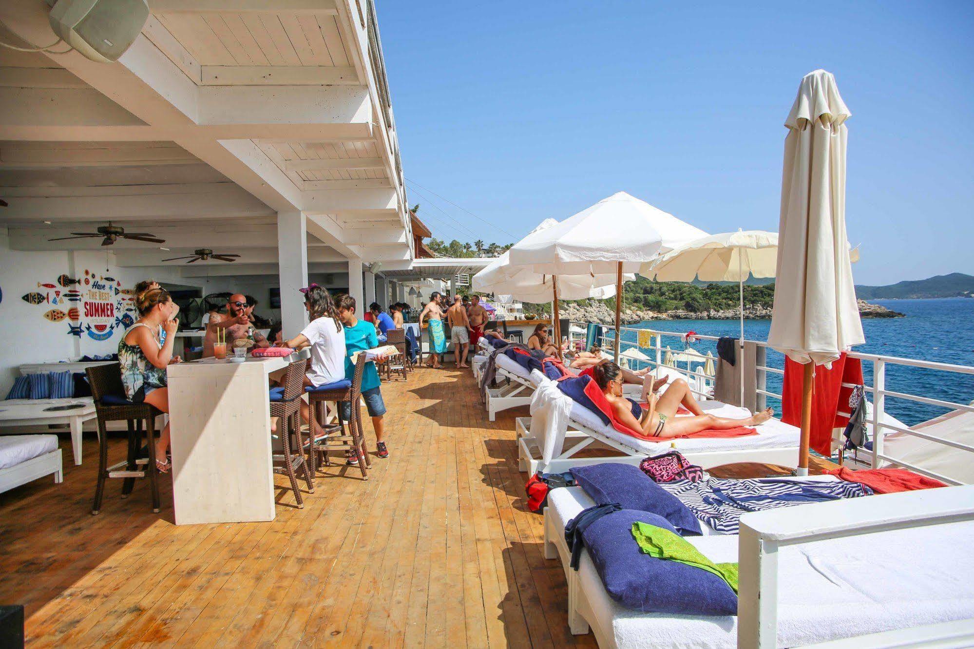 Nur Beach Hotel Каш Экстерьер фото