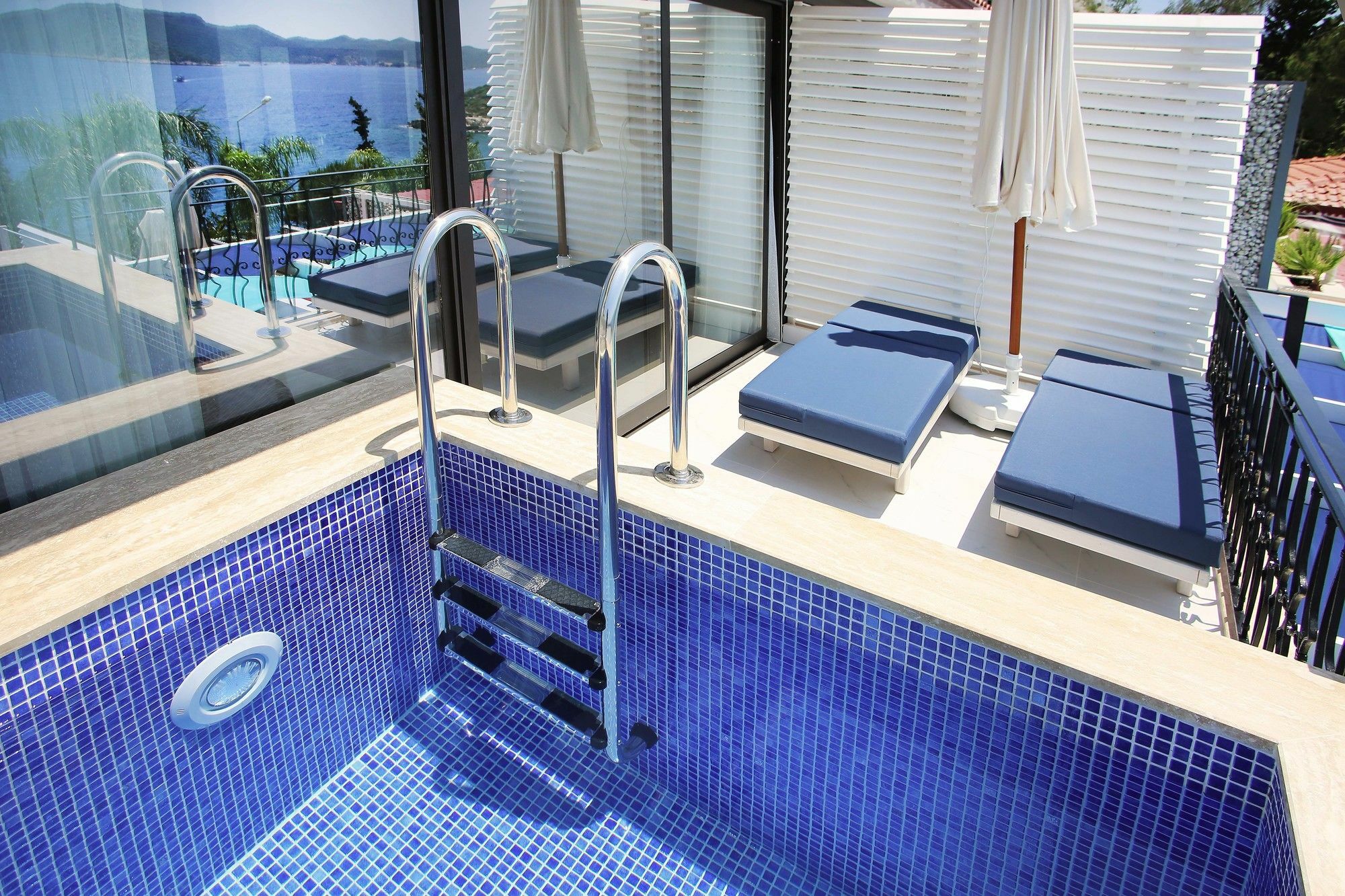 Nur Beach Hotel Каш Экстерьер фото